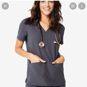 Figs Casma 3 Pocket Scrub Top